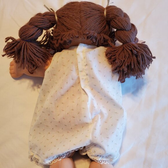 Vintage 1985 Cabbage Patch Kid Brown Hair Brown Eyed Girl.  GUC - Picture 5 of 8